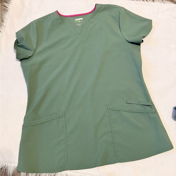 Scrubstar Men's Sage Green Cargo Pants - Picture 5 of 9